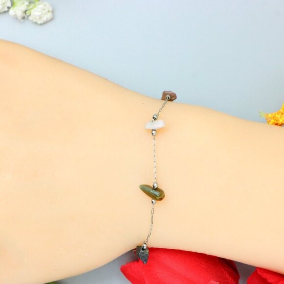 "Elegant & Trendy Bracelet, A Perfect Gift for Women, Thoughtful, EVCH1023 - Picture 4 of 8